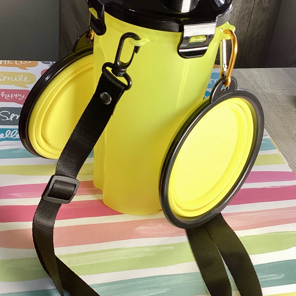 NWOT - Yellow Pet Water & Food Bottle w/Black Crossbody Strap!!!